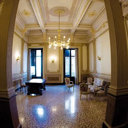 La Vetreria Hotel